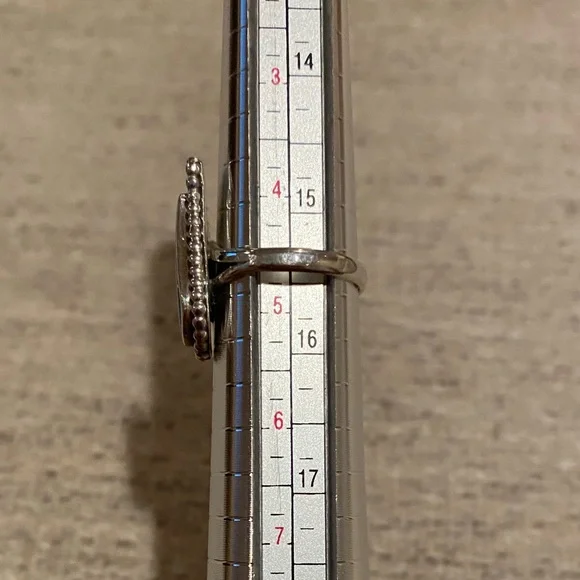 Sterling Silver genuine turquoise ring - Picture 2 of 5